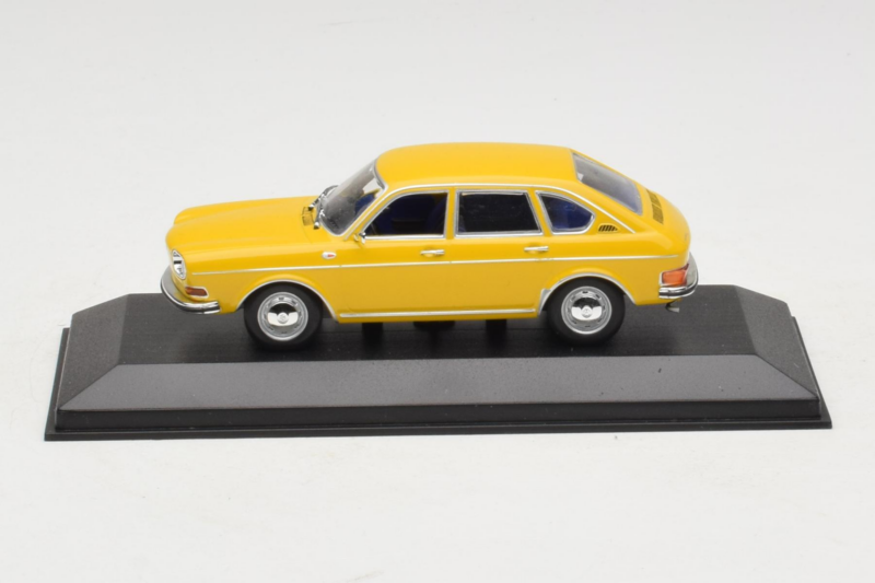 Volkswagen 411 Kollane Minichamps 1:43 VW005 Metall