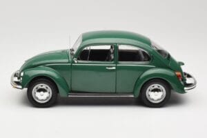 Volkswagen Beetle 1200 Roheline Minichamps 1:18 150057105 Metall - pilt 4/8