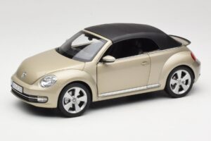 Volkswagen Beetle A5 Kabriolett Hall Kyosho 1:18 5C3099302P7W Metall