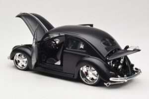 Volkswagen Beetle Type 1 Must Maisto 1:18 31018 Metall - pilt 5/8