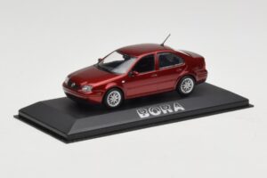 Volkswagen Bora Mk4 Red Metallic Minichamps 1:43 VW003 Metall - pilt 2/4