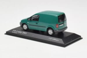 Volkswagen Caddy 2K Roheline Minichamps 1:43 CADDY006 Metall - pilt 3/4