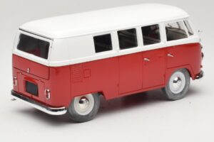 Volkswagen Combi T1 Punane & Valge Solido 1:18 8031 Metall - pilt 3/8