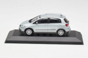 Volkswagen Cross Golf Mk5 Hõbedane Minichamps 1:43 GOLF003 Metall