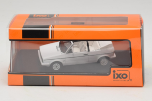 Volkswagen Golf Kabriolett Mk1 Valge IXO 1:43 CLC590N Metall - pilt 4/4