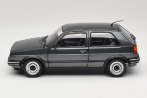 Volkswagen Golf Mk2 CL Grey Metallic Norev 1:18 188556 Metall - pilt 4/8