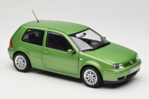 Volkswagen Golf GTI Mk4 Roheline Metallic Norev 1:18 188571 Metall - pilt 6/8