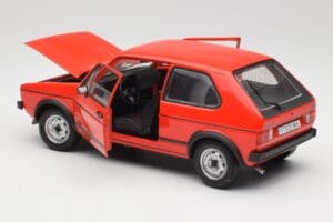 Volkswagen Golf GTI Mk1 Punane Solido 1:18 8166 Metall - pilt 5/8