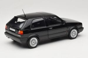Volkswagen Golf GTI Mk2 Must Norev 1:18 188444 Metall - pilt 3/8