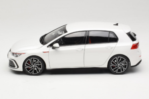 Volkswagen Golf GTI Mk8 White Metallic Norev 1:18 188593 Metall - pilt 4/8