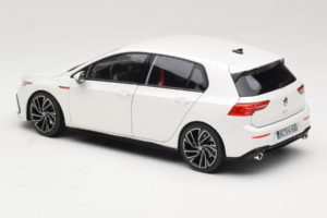 Volkswagen Golf GTI Mk8 White Metallic Norev 1:18 188593 Metall - pilt 7/8