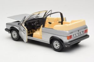 Volkswagen Golf Mk1 Kabriolett Hõbedane Sun Star 1:18 VW004 Metall - pilt 5/8