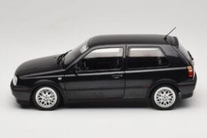 Volkswagen Golf Mk3 GTI Black Metallic Norev 1:18 188415 Metall - pilt 4/8