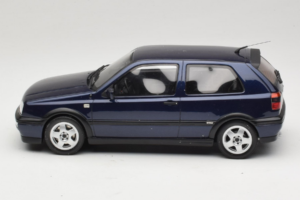 Volkswagen Golf Mk3 VR6 Tumesinine Otto 1:18 OT046 Vaik - pilt 3/6