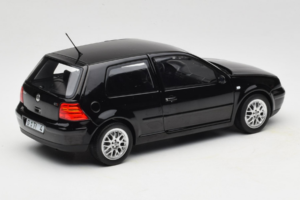 Volkswagen Golf GTI Mk4 Must Norev 1:18 188574 Metall - pilt 3/8