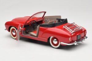 Volkswagen Karmann Ghia Kabriolett Punane Solido 1:18 8058 Metall - pilt 7/8