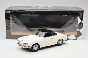 Volkswagen Karmann Ghia Kreemjas Must Minichamps 1:18 155054021 Metall - pilt 6/6