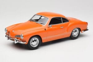 Volkswagen Karmann Ghia Oranž Minichamps 1:18 155054020 Metall