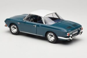 Volkswagen Karmann Ghia Type 34 1500 Sea Blue Norev 1:18 188646 Metall - pilt 7/8