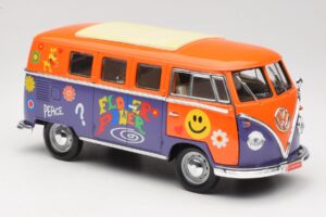 Volkswagen Microbus T1 Flower Power Road Signature 1:18 92329 Metall - pilt 6/8