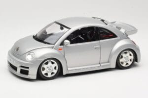 Volkswagen New Beetle RSi Hõbedane Bburago 1:18 3306 Metall