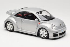 Volkswagen New Beetle RSi Hõbedane Bburago 1:18 3306 Metall - pilt 6/8