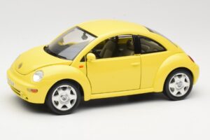 Volkswagen New Beetle Kollane Bburago 1:18 BEETLE001 Metall