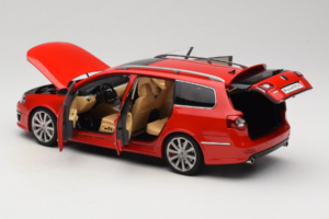 Volkswagen Passat B6 R36 Variant Punane NZG 1:18 KF044-5 Metall - pilt 5/8
