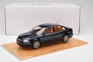 Volkswagen Passat W8 B5.5 Indigo Blue DNA 1:18 DNA000029 Metall - pilt 6/6