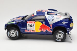 Volkswagen Race Touareg #305 Volkswagen Motorsport M. Miller / R. Pitchford Dakar Rally 2009 Norev 1:18 188466 Metall - pilt 4/7