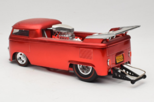 Volkswagen T1 Veoauto Punane Hot Wheels 1:18 J2895 Metall - pilt 7/8