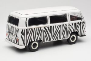 Volkswagen T2a Bus Safari Schuco 1:18 191 Metall - pilt 3/8