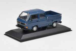 Volkswagen T3 Double Cab Flatbed Sinine Minichamps 1:43 400055260 Metall - pilt 3/4