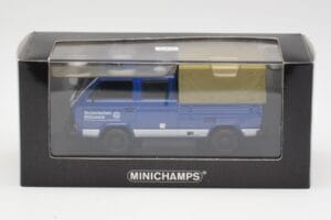 Volkswagen T3 Double Cab Flatbed THW Hannover Minichamps 1:43 400055290 Metall - pilt 4/4