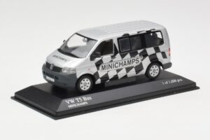 Volkswagen T5 Bus Minichamps Edition Minichamps 1:43 400052202 Metall - pilt 2/4
