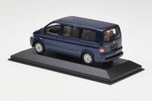 Volkswagen T5 Bus Shadow Blue Minichamps 1:43 842902102 Metall - pilt 3/4