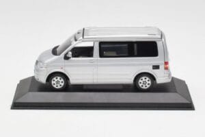 Volkswagen T5 California Hõbedane Minichamps 1:43 7H8099300GPA7W Metall