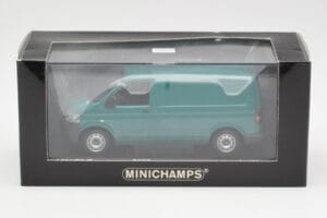 Volkswagen T5 Transporter Roheline Minichamps 1:43 400052261 Metall - pilt 4/4
