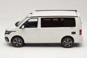 Volkswagen T6.1 California Ocean Candy White Otto 1:18 OT488 Vaik - pilt 3/6