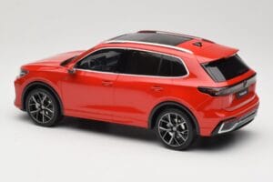 Volkswagen Tiguan eTSI R-Line Persimmon Red Metallic Otto 1:18 OT489 Vaik - pilt 5/6
