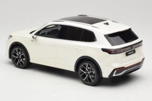 Volkswagen Tiguan R-Line Oryx White Pearl Otto 1:18 OT1219 Vaik - pilt 5/6