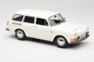 Volkswagen Type 3 1600 L Variant Politsei Minichamps 1:18 100051091 Metall - pilt 6/8