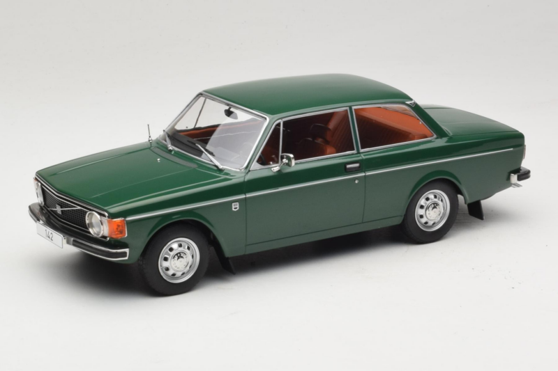 Volvo 142 Roheline MCG 1:18 MCG18005 Metall