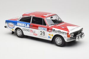 Volvo 142 #29 M. Alen / I. Kivimaki Rally 1000 Lakes 1973 MCG 1:18 MCG18528R Metall - pilt 4/6