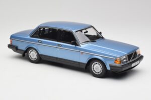 Volvo 240 GL Sinine Metallik Minichamps 1:18 155171404 Metall - pilt 4/6