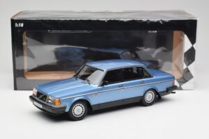 Volvo 240 GL Sinine Metallik Minichamps 1:18 155171404 Metall - pilt 6/6
