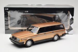 Volvo 240 GL Universaal Gold Metallic Minichamps 1:18 155171415 Metall - pilt 6/6
