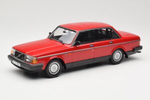 Volvo 240 GL Tumepunane Minichamps 1:18 166171401 Metall