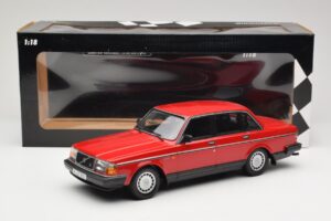 Volvo 240 GL Tumepunane Minichamps 1:18 166171401 Metall - pilt 6/6
