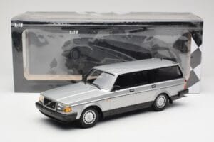 Volvo 240 GL Estate Hõbedane Minichamps 1:18 155171416 Metall - pilt 6/6